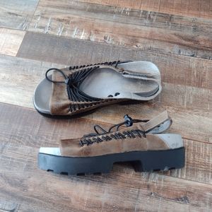 Antelope Sandals